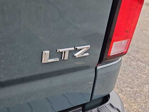 New 2026 Chevrolet Silverado 2500 LTZ w/ LTZ Premium Package AWD/4WD image 6