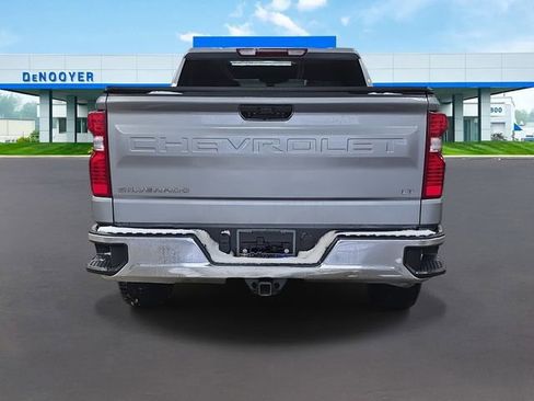 Used 2023 Chevrolet Silverado 1500 LT image 9