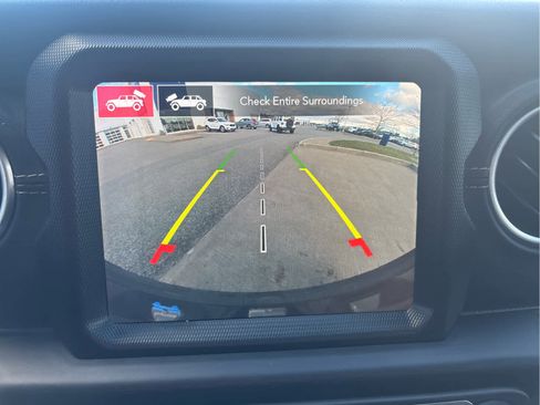 Used 2023 Jeep Wrangler Unlimited Sahara w/ Cold Weather Group AWD/4WD image 18