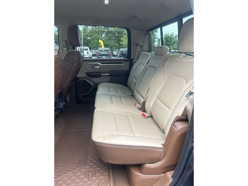 Used 2021 RAM 1500 Laramie AWD/4WD image 7