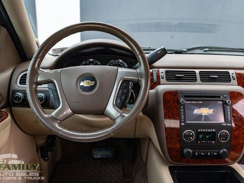 Used 2014 Chevrolet Silverado 2500 LTZ w/ LTZ Plus Package image 22