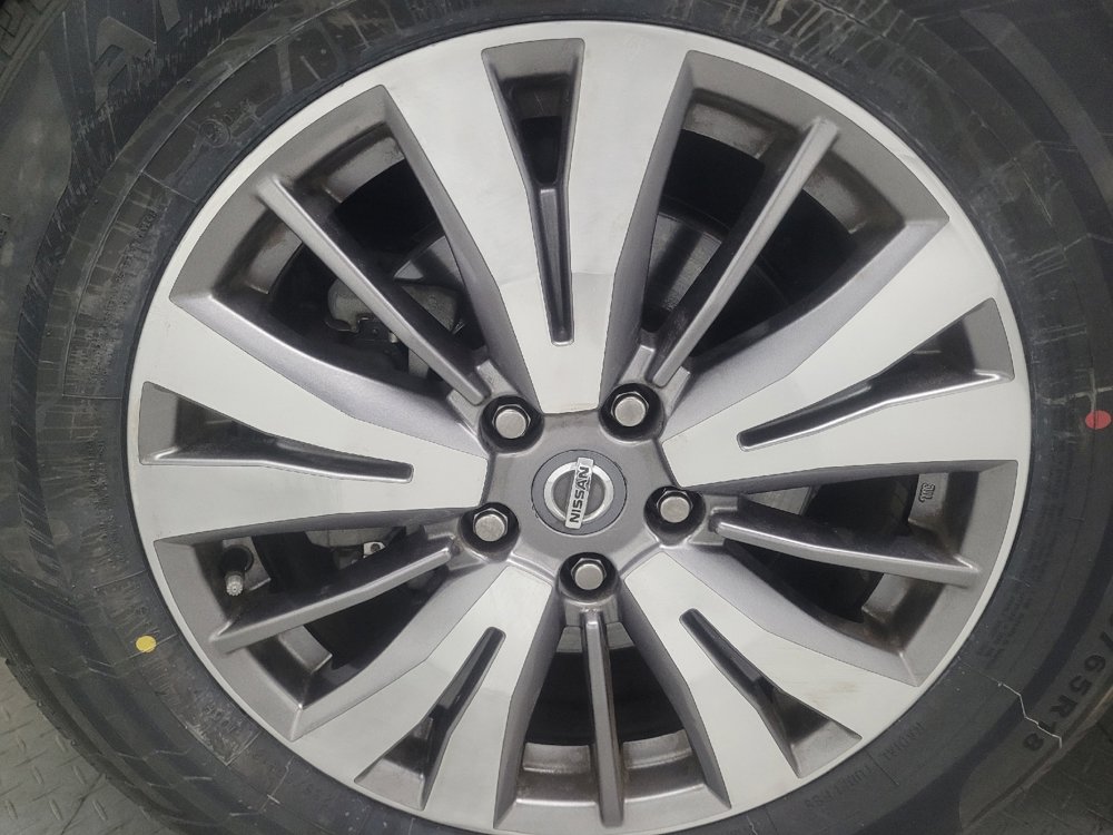 Used 2020 Nissan Pathfinder SL FWD image 31