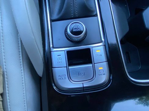 Used 2020 Kia Telluride SX w/ Towing Package FWD image 35