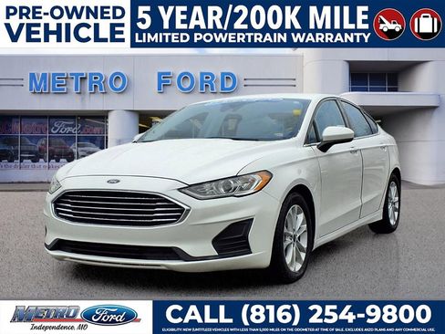 Used 2020 Ford Fusion SE image 8
