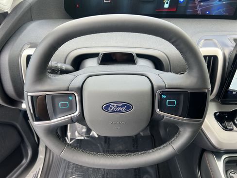 New 2025 Ford Expedition Max Active image 34