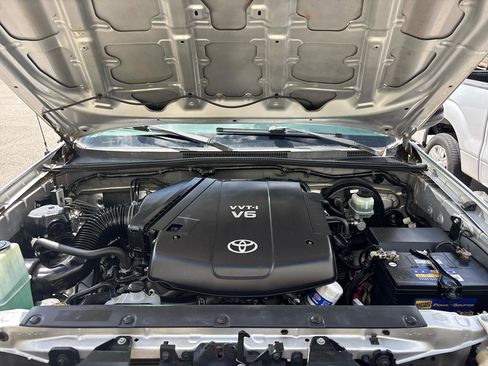 Used 2012 Toyota Tacoma PreRunner w/ TRD Off-Road Pkg image 29