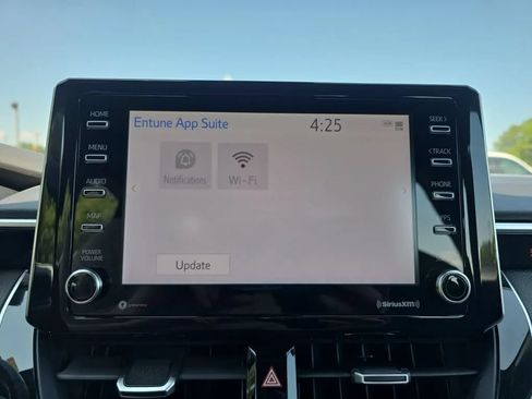 Used 2021 Toyota Corolla SE FWD image 26