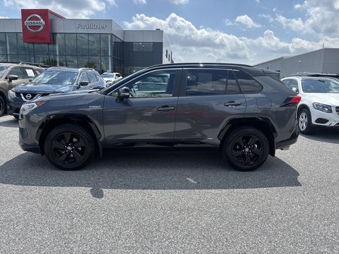 Used 2021 Toyota RAV4 XSE AWD/4WD image 19