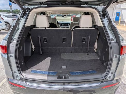 Used 2023 Buick Enclave Essence FWD image 26