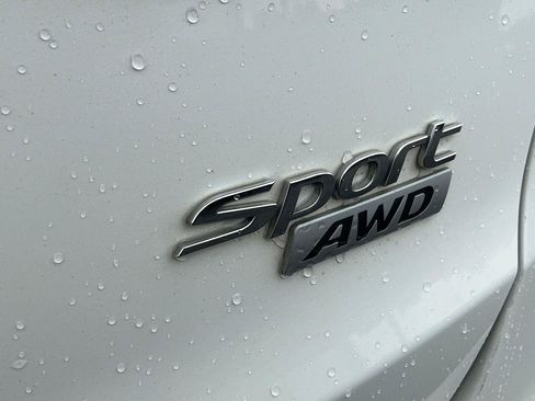 Used 2018 Hyundai Santa Fe Sport AWD/4WD image 34