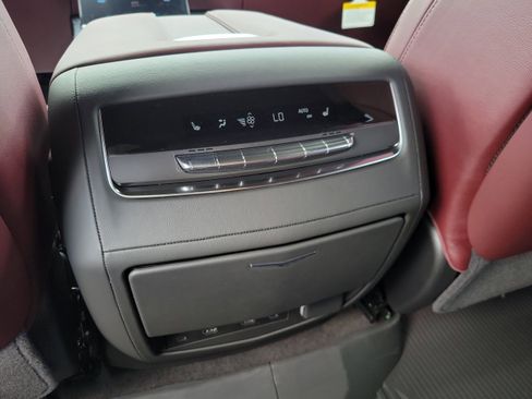 New 2026 Cadillac Escalade Luxury w/ Touring Package AWD/4WD image 15