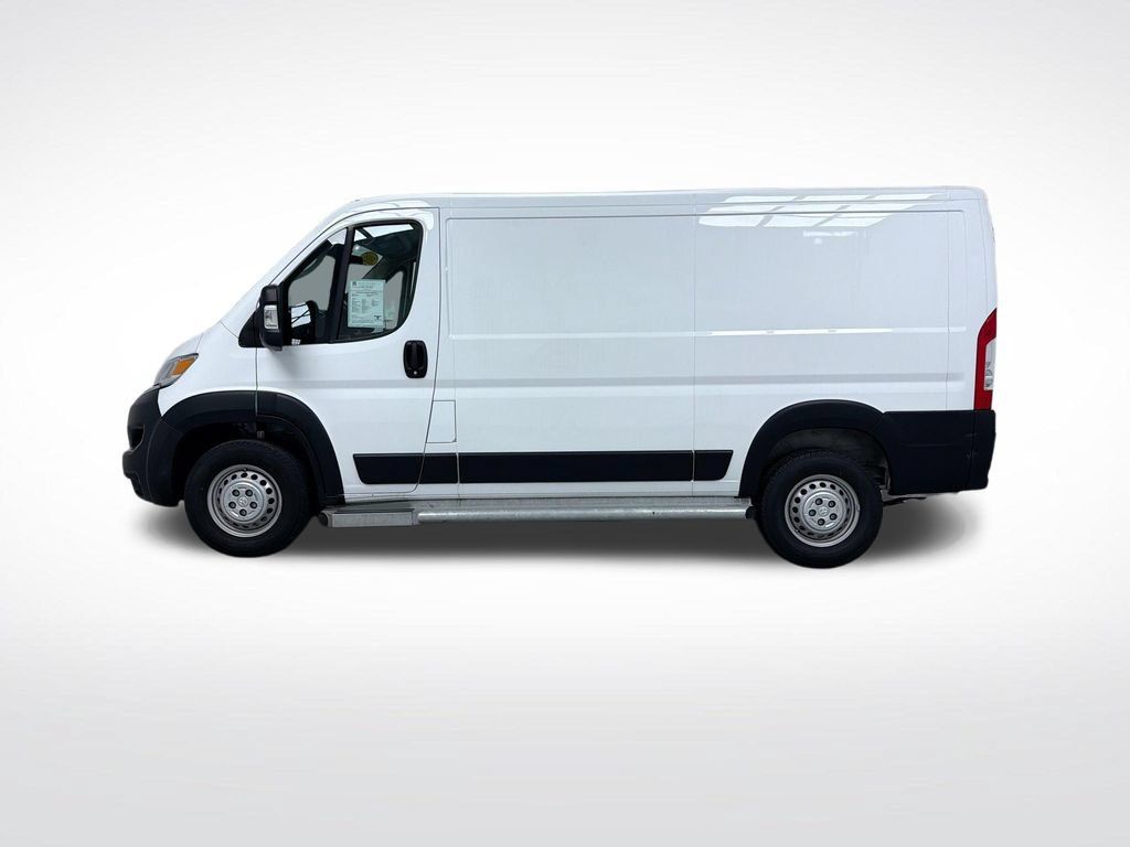 Used 2025 RAM ProMaster 2500 w/ U-Haul Equipment Group FWD image 14