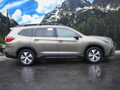 Used 2023 Subaru Ascent Premium w/ Convenience Package AWD/4WD image 2