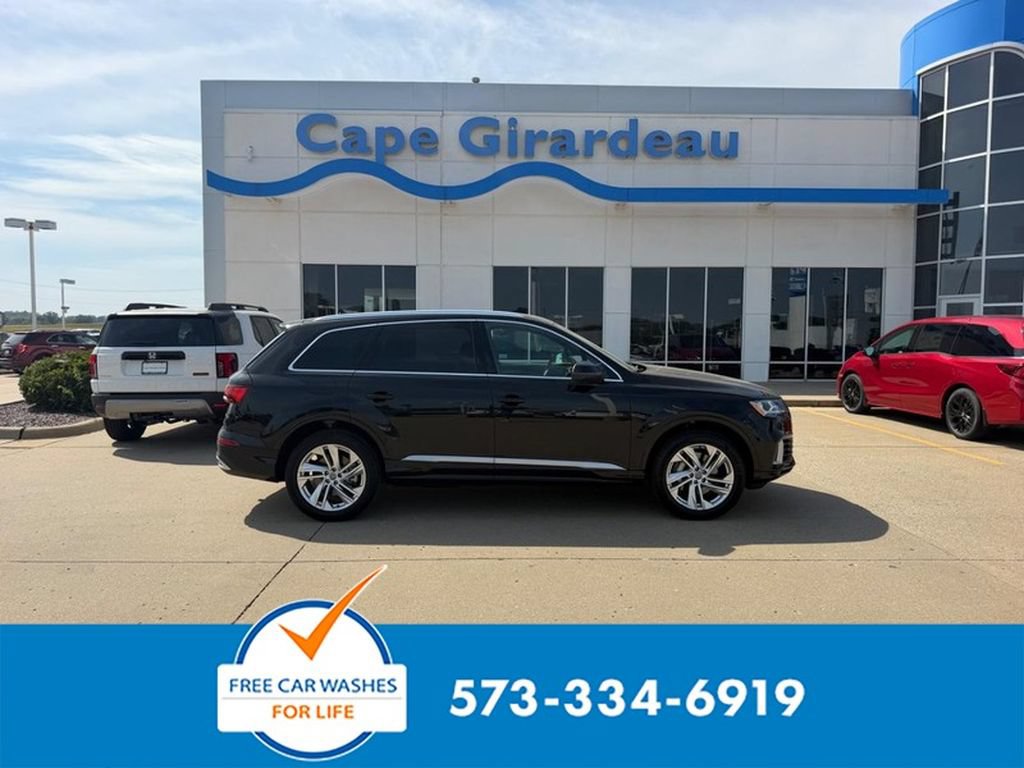 Used 2020 Audi Q7 3.0T Premium AWD/4WD image 1
