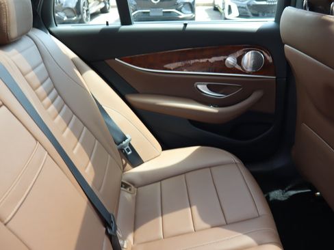 Used 2020 Mercedes-Benz E 450 4MATIC Wagon image 13