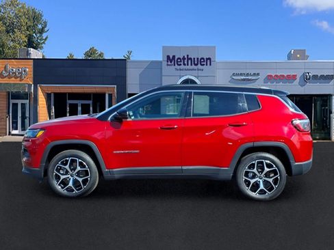 Used 2025 Jeep Compass Limited AWD/4WD image 8