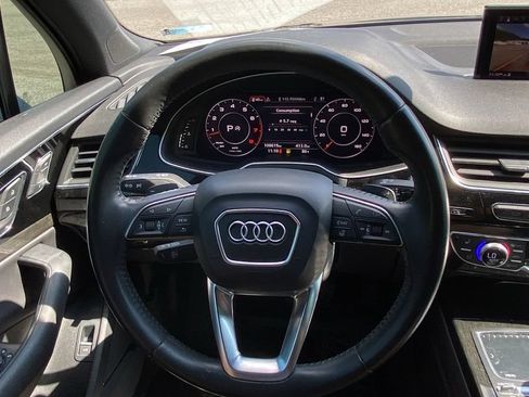 Used 2018 Audi Q7 3.0T Premium Plus w/ Premium Plus Package AWD/4WD image 24
