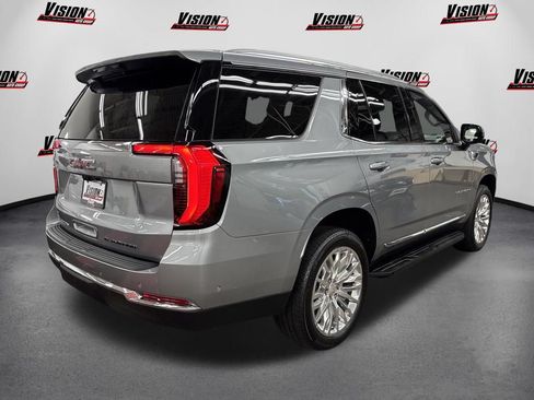 Used 2025 GMC Yukon Elevation w/ Technology Package AWD/4WD image 5