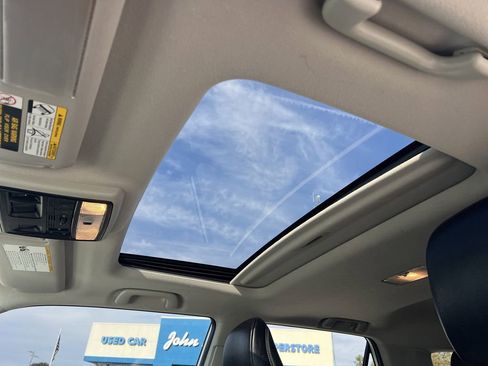 Used 2017 Toyota 4Runner SR5 Premium image 13