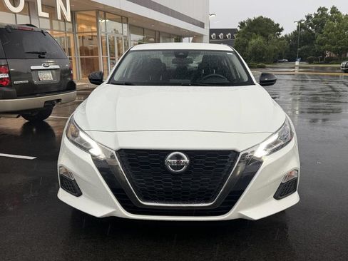 Used 2022 Nissan Altima 2.5 SR FWD image 5