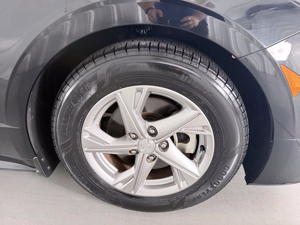 Used 2021 Hyundai Sonata SE FWD image 4