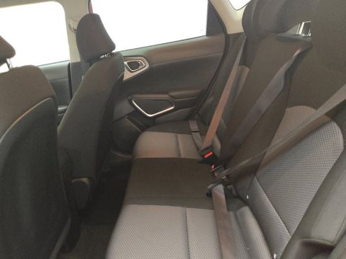 Used 2022 Kia Soul LX FWD image 18