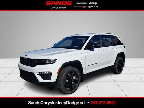 New 2025 Jeep Grand Cherokee Limited w/ Luxury Tech Group II image 1