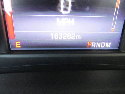 Used 2016 GMC Yukon SLT w/ Open Road Package image 8