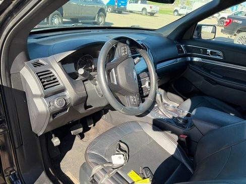Used 2018 Ford Explorer Sport AWD/4WD image 14