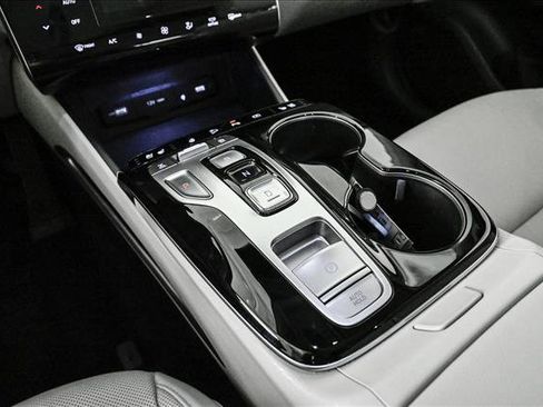 Used 2023 Hyundai Tucson Limited w/ Cargo Package image 12