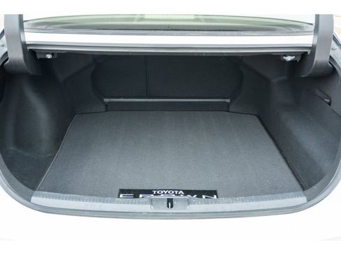 Used 2023 Toyota Crown XLE image 13