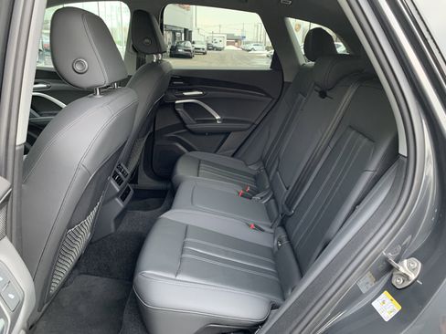 Certified 2025 Audi Q5 Premium Plus w/ Premium Plus image 14