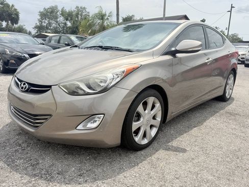 Used 2013 Hyundai Elantra Limited w/ Technology Pkg FWD image 3