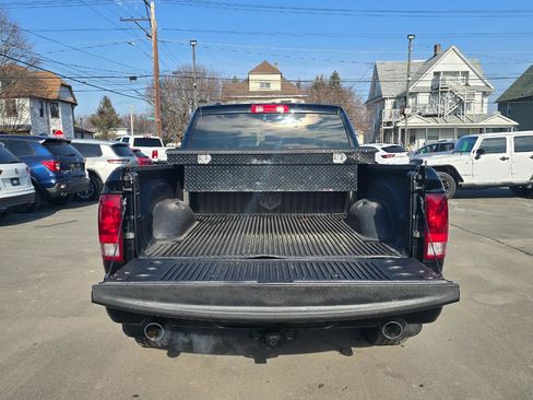 Used 2014 RAM 1500 Express image 16