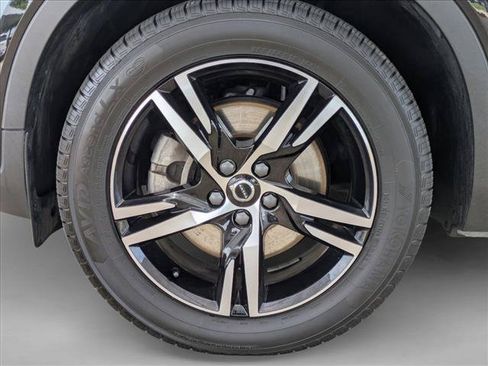 Used 2023 Volvo XC40 B5 Plus w/ Driver Assist Package AWD/4WD image 25