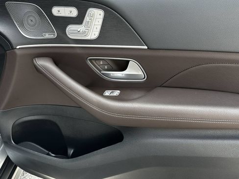 Certified 2023 Mercedes-Benz GLS 450 4MATIC image 16
