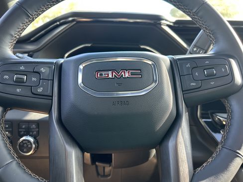 Used 2024 GMC Sierra 2500 AT4 w/ AT4 Premium Plus Package image 25