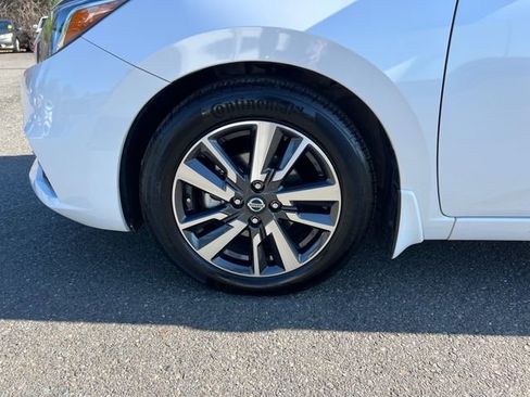 Used 2021 Nissan Versa SV FWD image 30