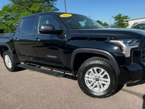 Used 2024 Toyota Tundra SR5 w/ SR5 Convenience Package AWD/4WD image 8