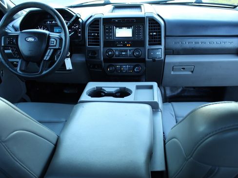 Used 2021 Ford F250 XL w/ Power Equipment Group image 13