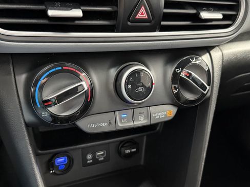 Used 2021 Hyundai Kona SEL FWD image 20