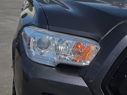Used 2023 Toyota Tacoma SR AWD/4WD image 7