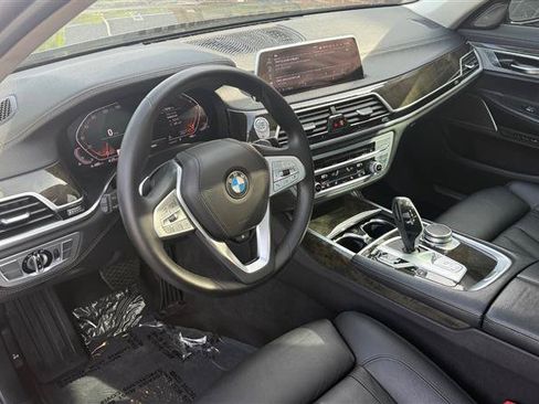 Used 2020 BMW 740i xDrive w/ Cold Weather Package AWD/4WD image 15