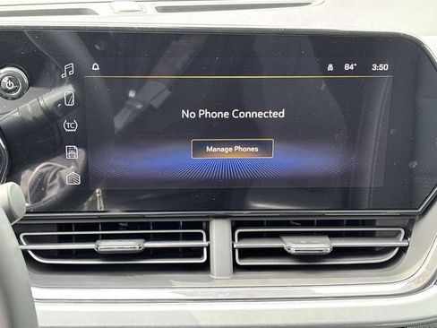 New 2026 Chevrolet Trax LT image 17