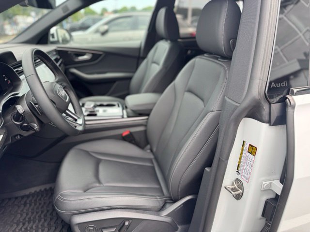 Certified 2026 Audi Q8 Premium Plus AWD/4WD image 25