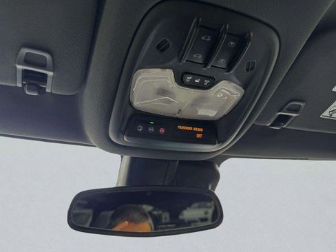 Used 2021 Chevrolet TrailBlazer RS w/ Sun and Liftgate Package image 31