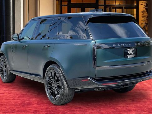 New 2026 Land Rover Range Rover Autobiography AWD/4WD image 4