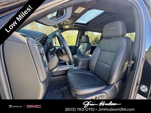 Used 2022 Chevrolet Silverado 2500 High Country w/ Z71 Off-Road Package image 6