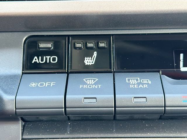 Used 2026 Toyota Camry XLE FWD image 21