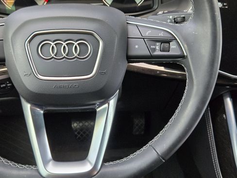 Used 2024 Audi Q8 Prestige AWD/4WD image 22